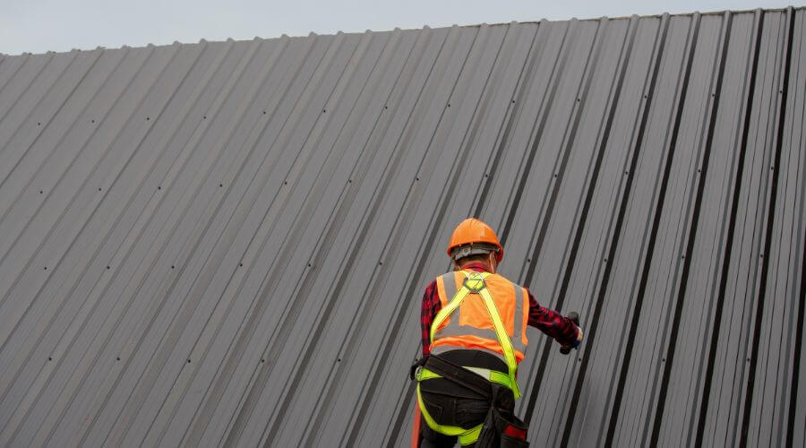 Professional metal roof installation services in Hayes, LA